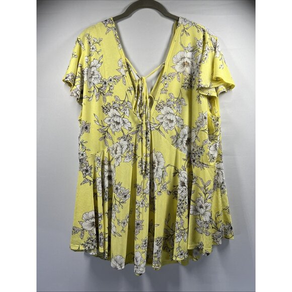 Daisy May Womens Top Size 1X Yellow Floral Babydoll. Cap Flutter Sleeve Feminine - Picture 3 of 7